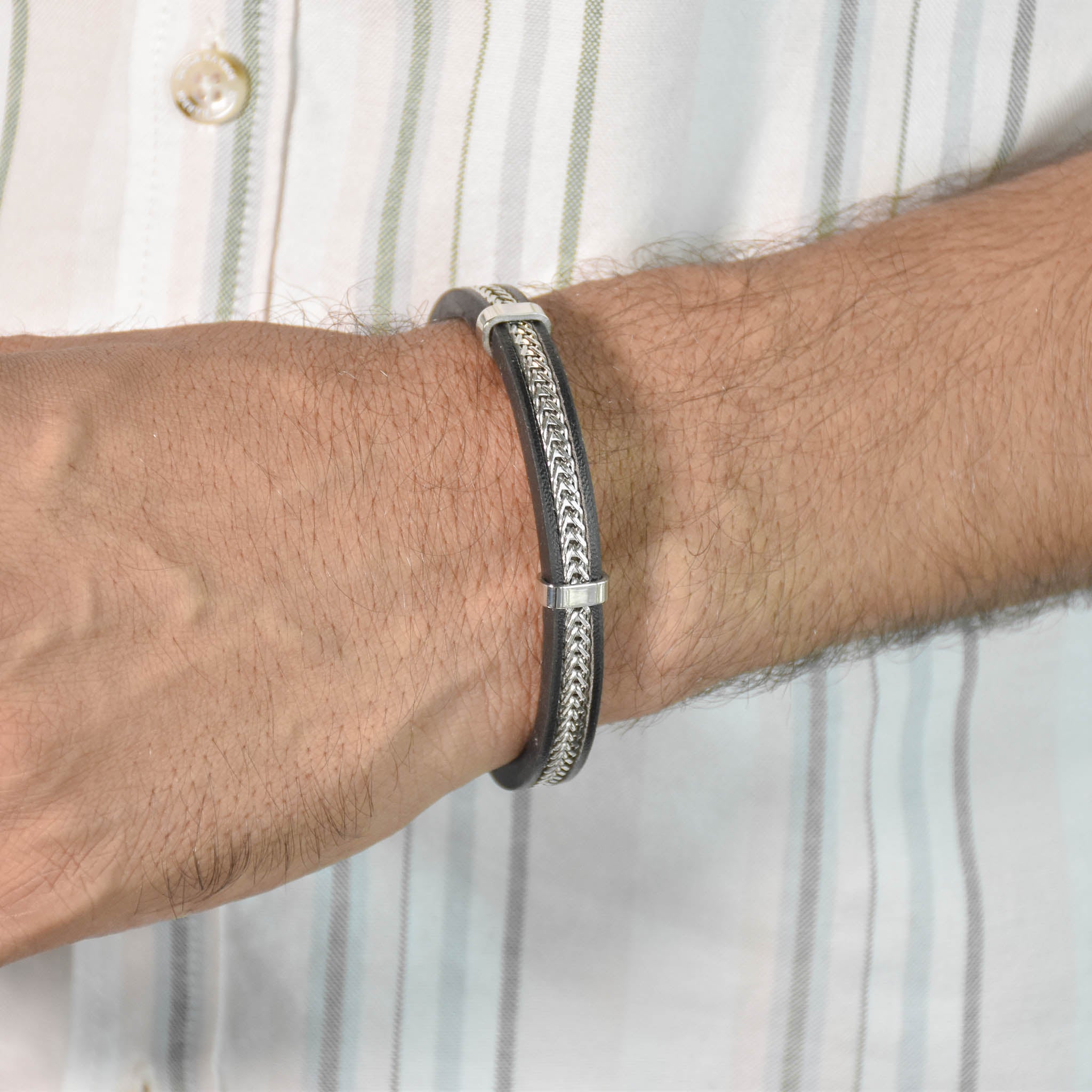 Silver Vein Mens Bracelet