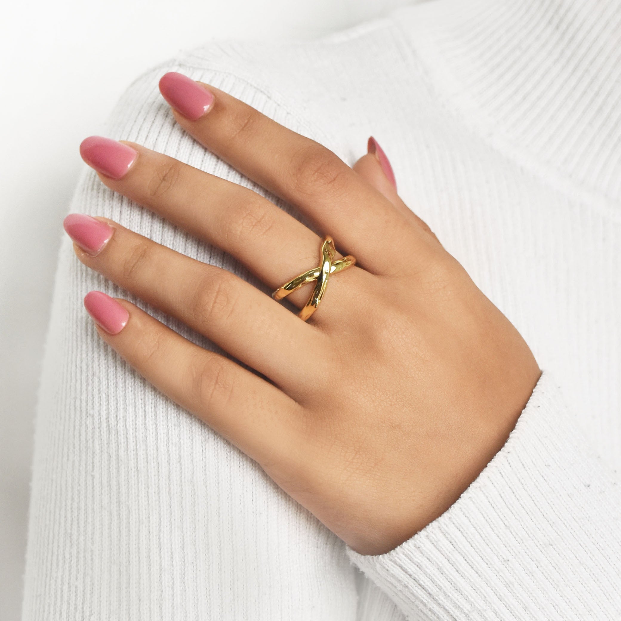 Criss Cross Ring