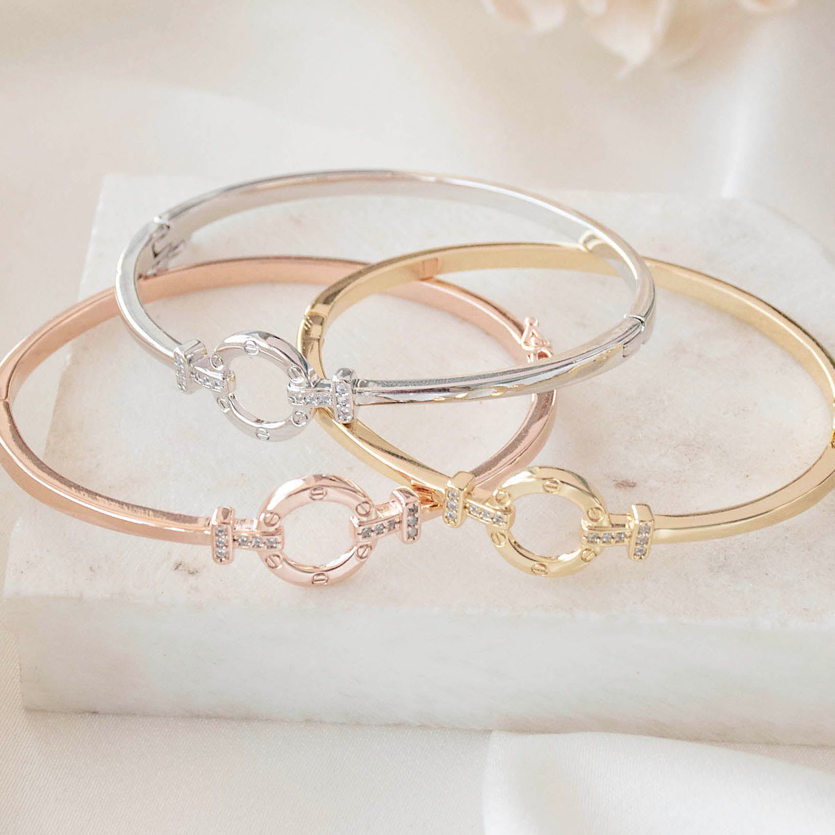 Classic Round Dainty Bangle