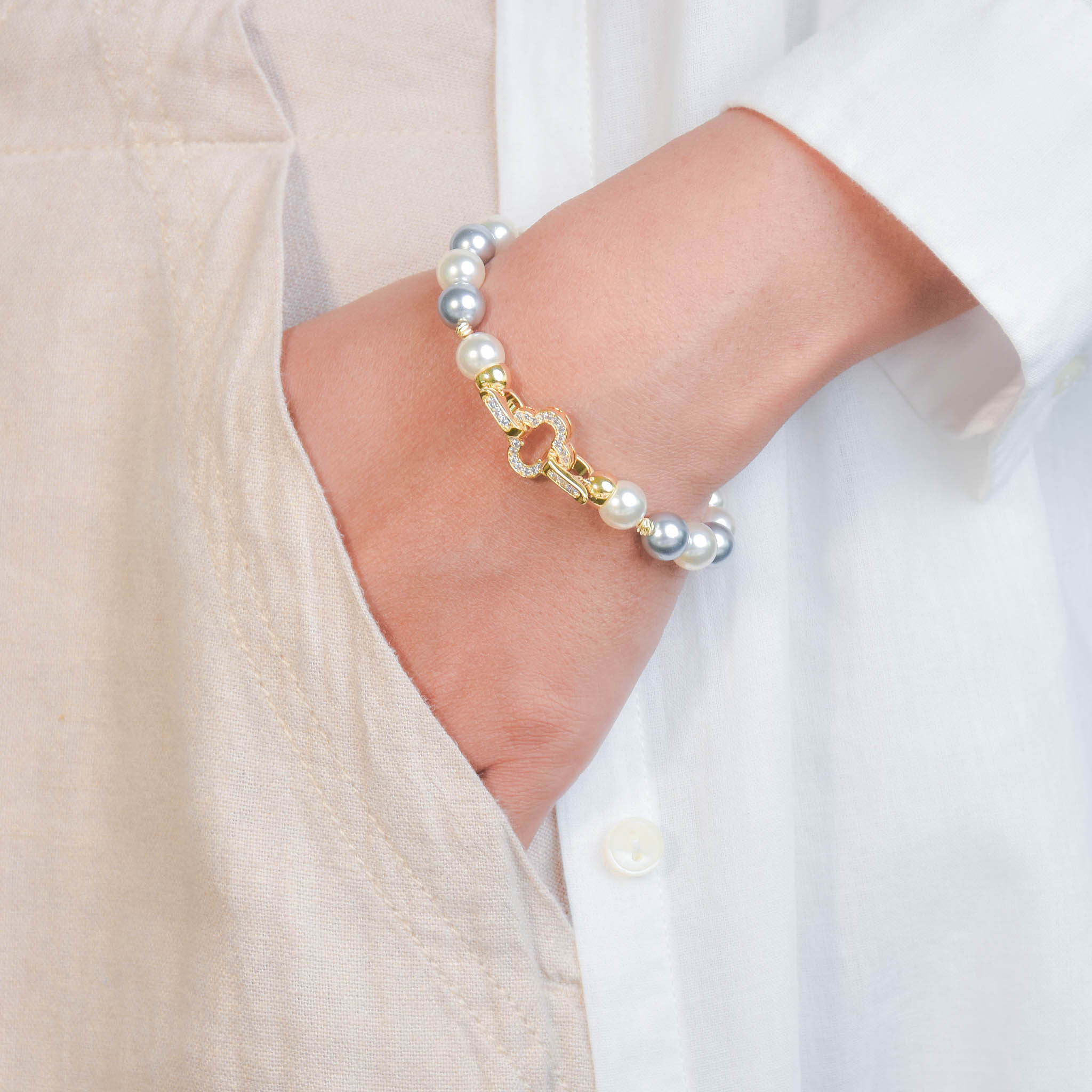Pearl Clover Bracelet