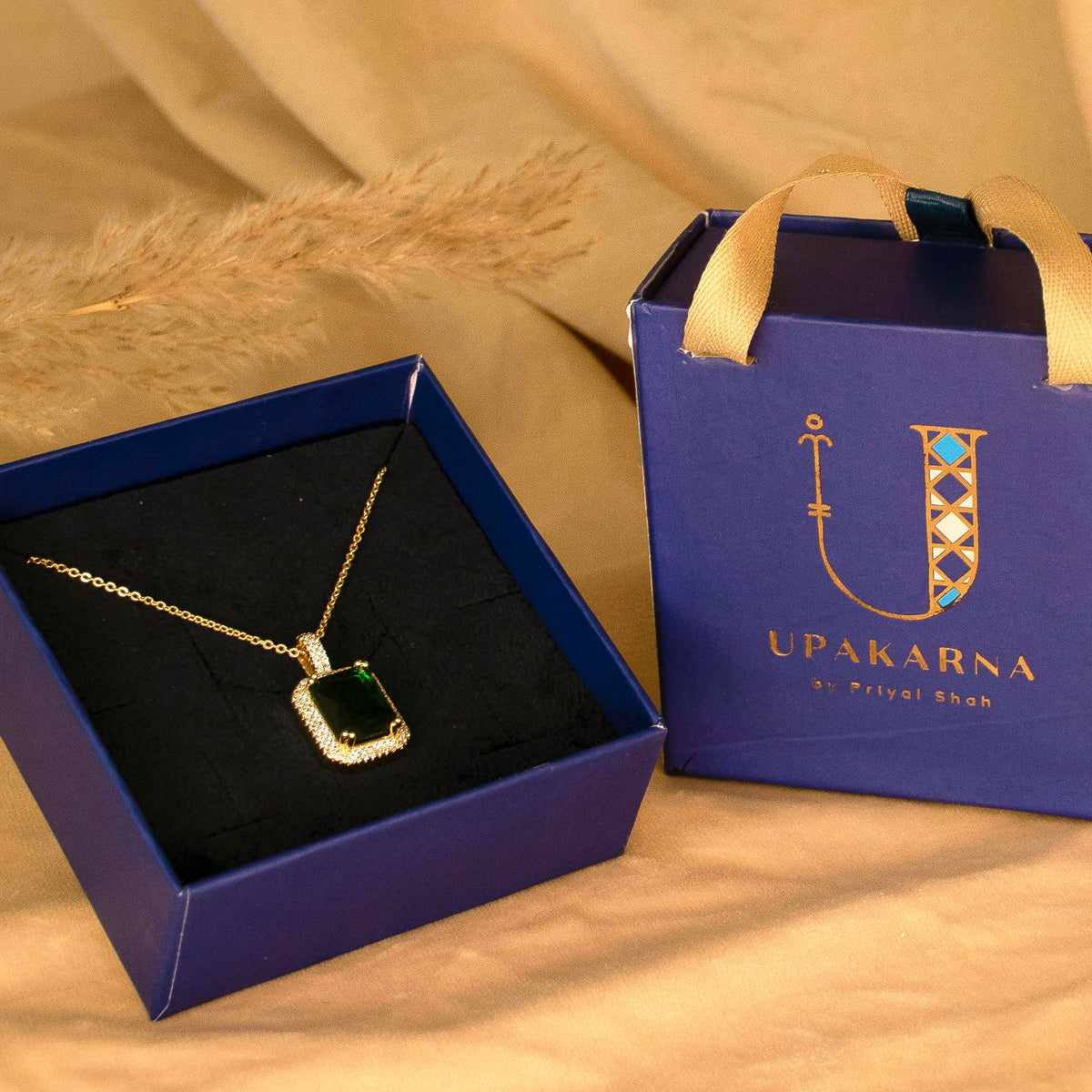 Emerald Stone Necklace + Gift Box