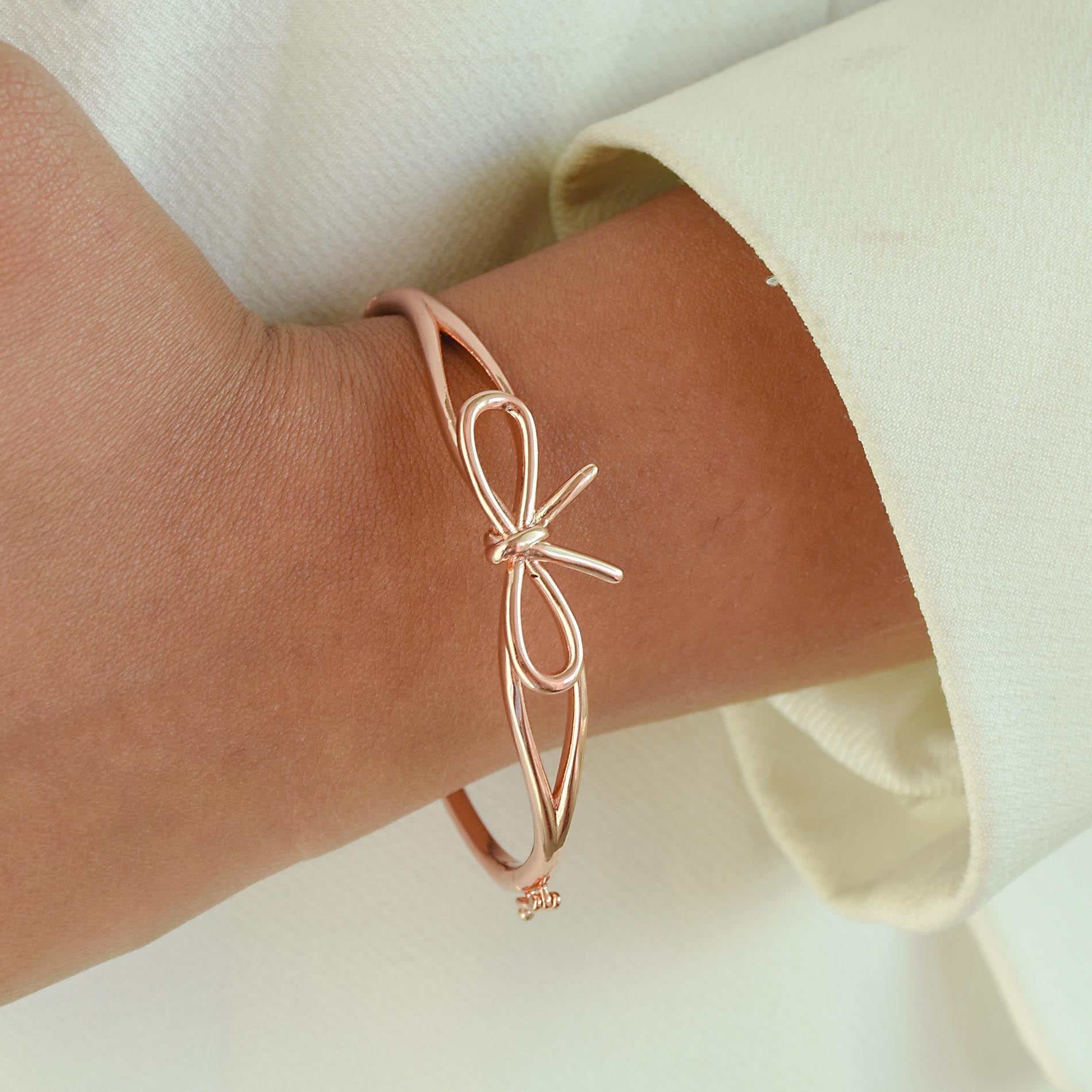 Bow Knot Bangle