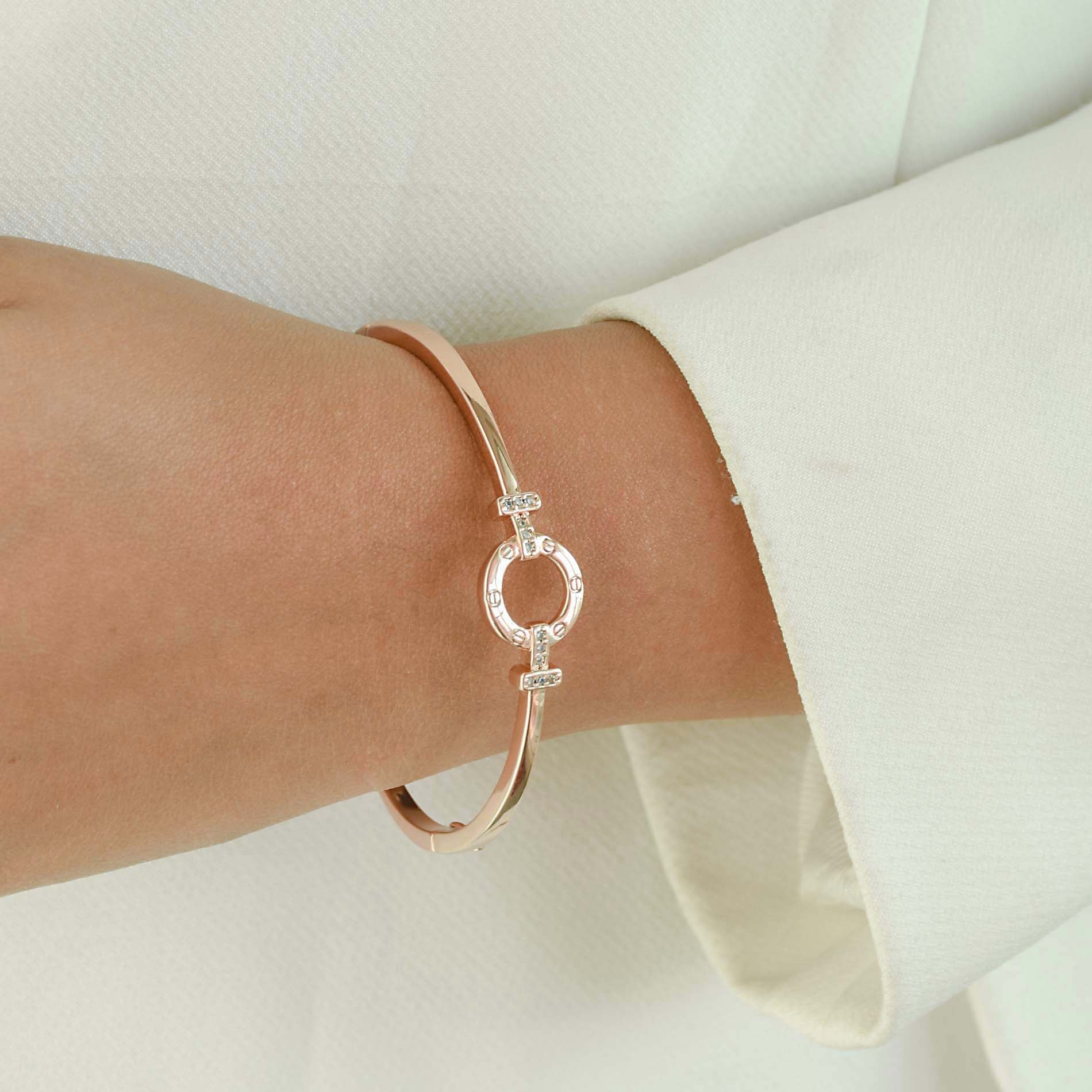 Classic Round Dainty Bangle