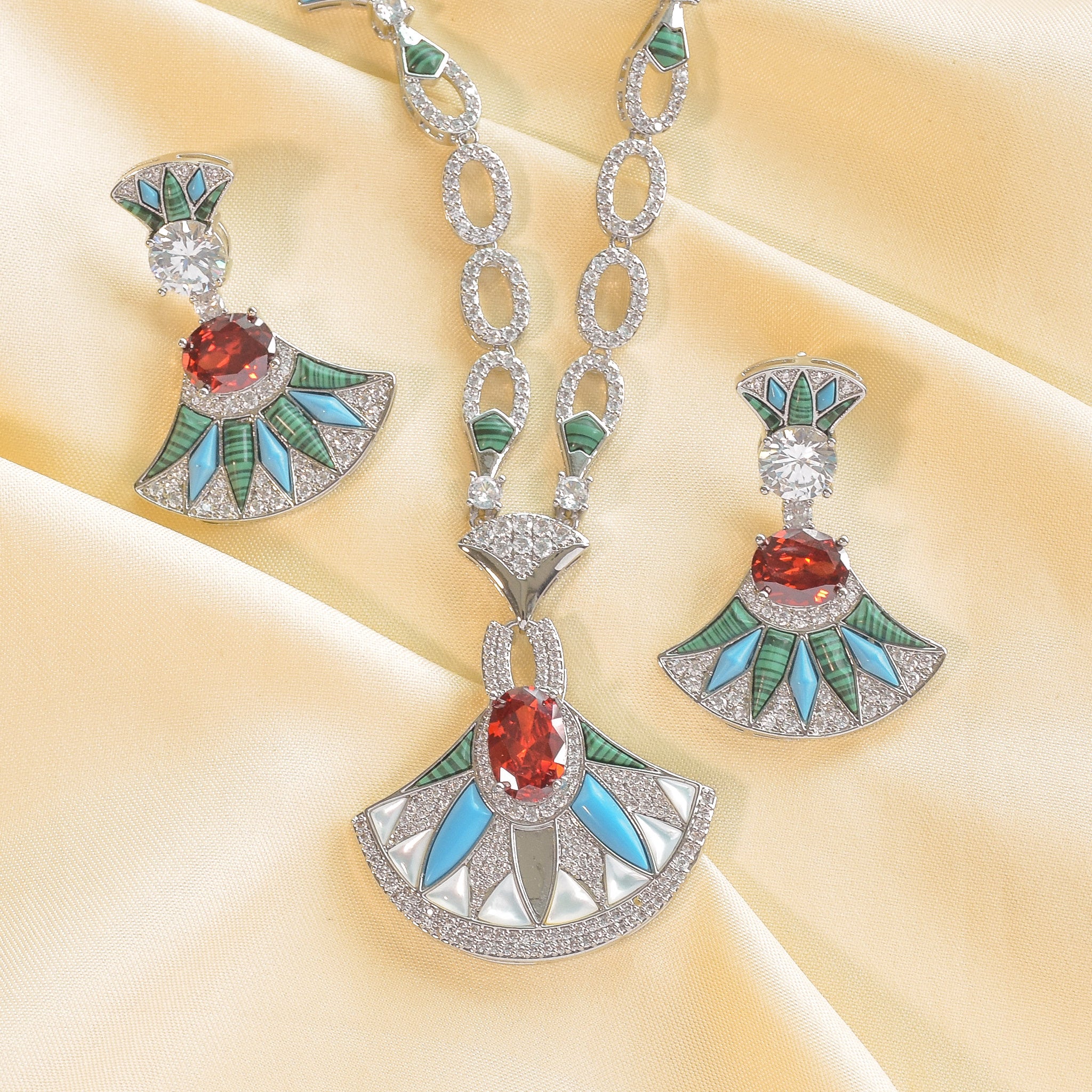 Royal Dynasty Necklace Set