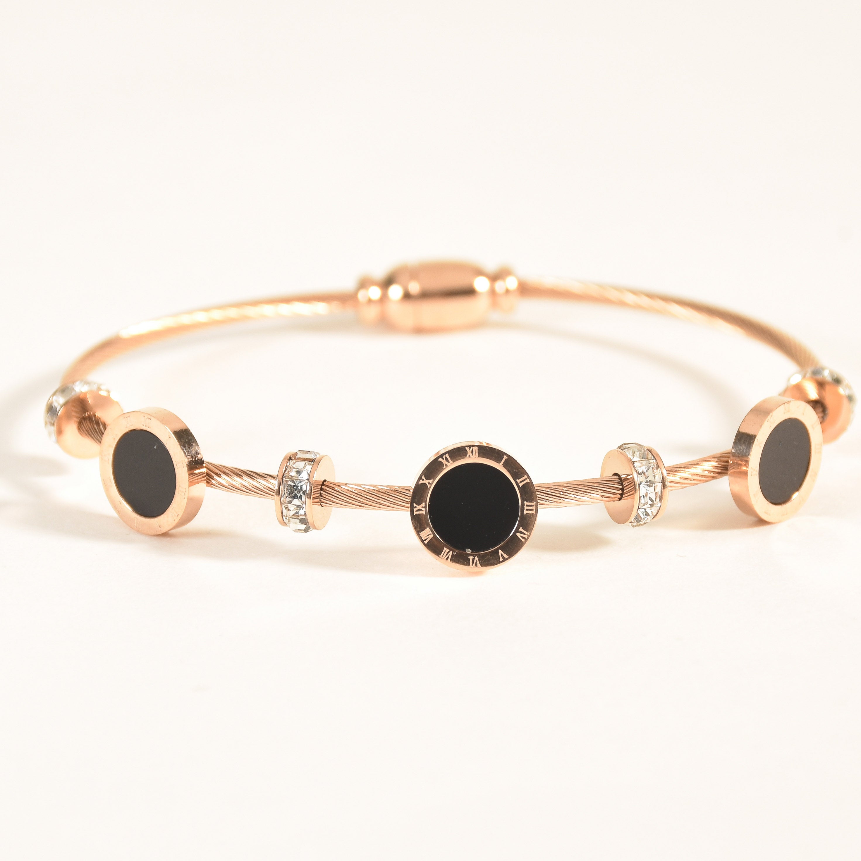 Classic Black Pearl Bangle