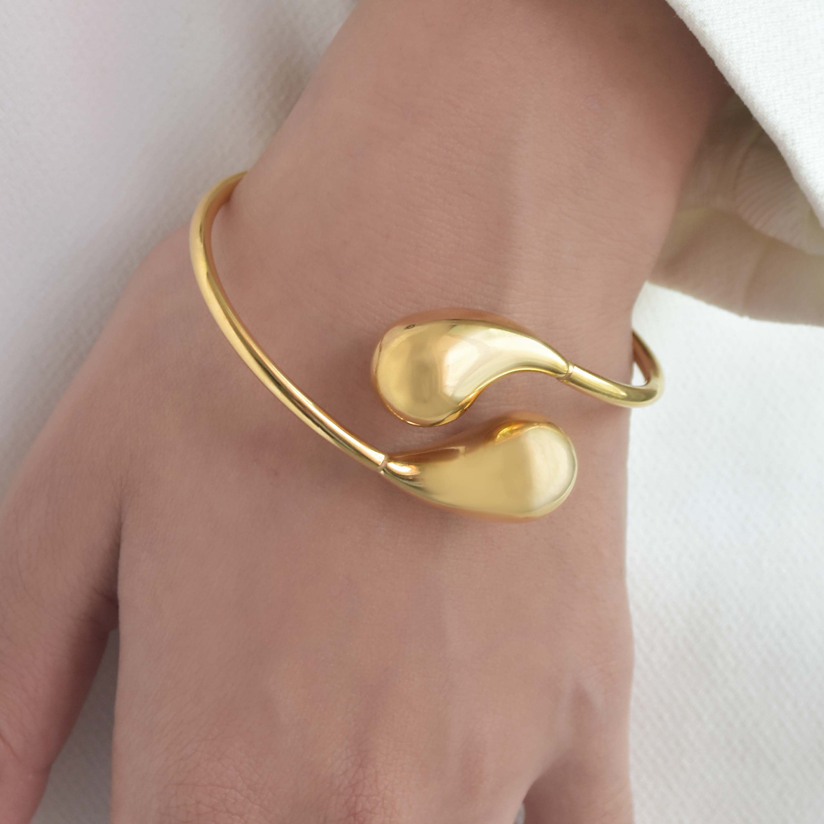 Tear Drop Bangle