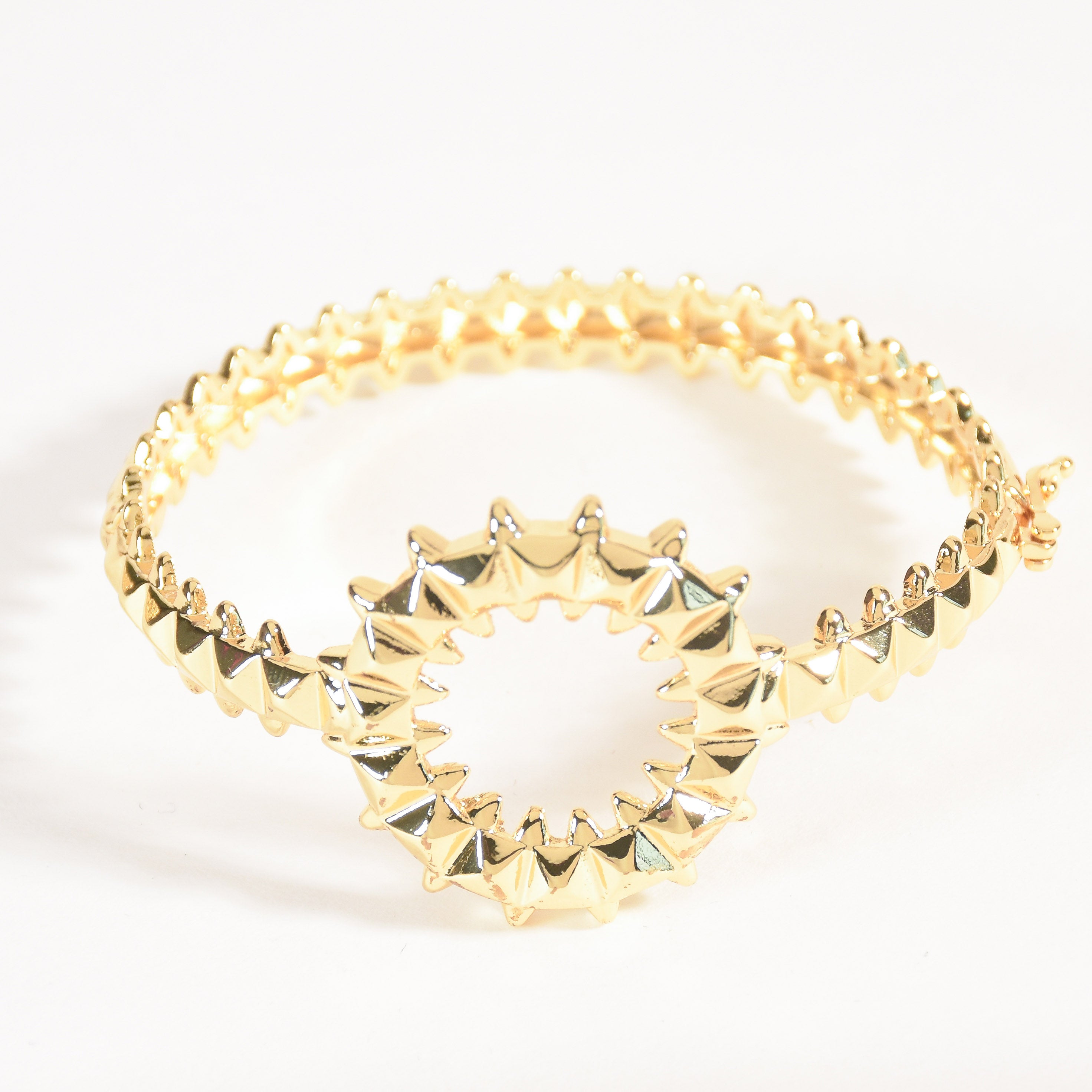 Halo Spire Golden Bangle