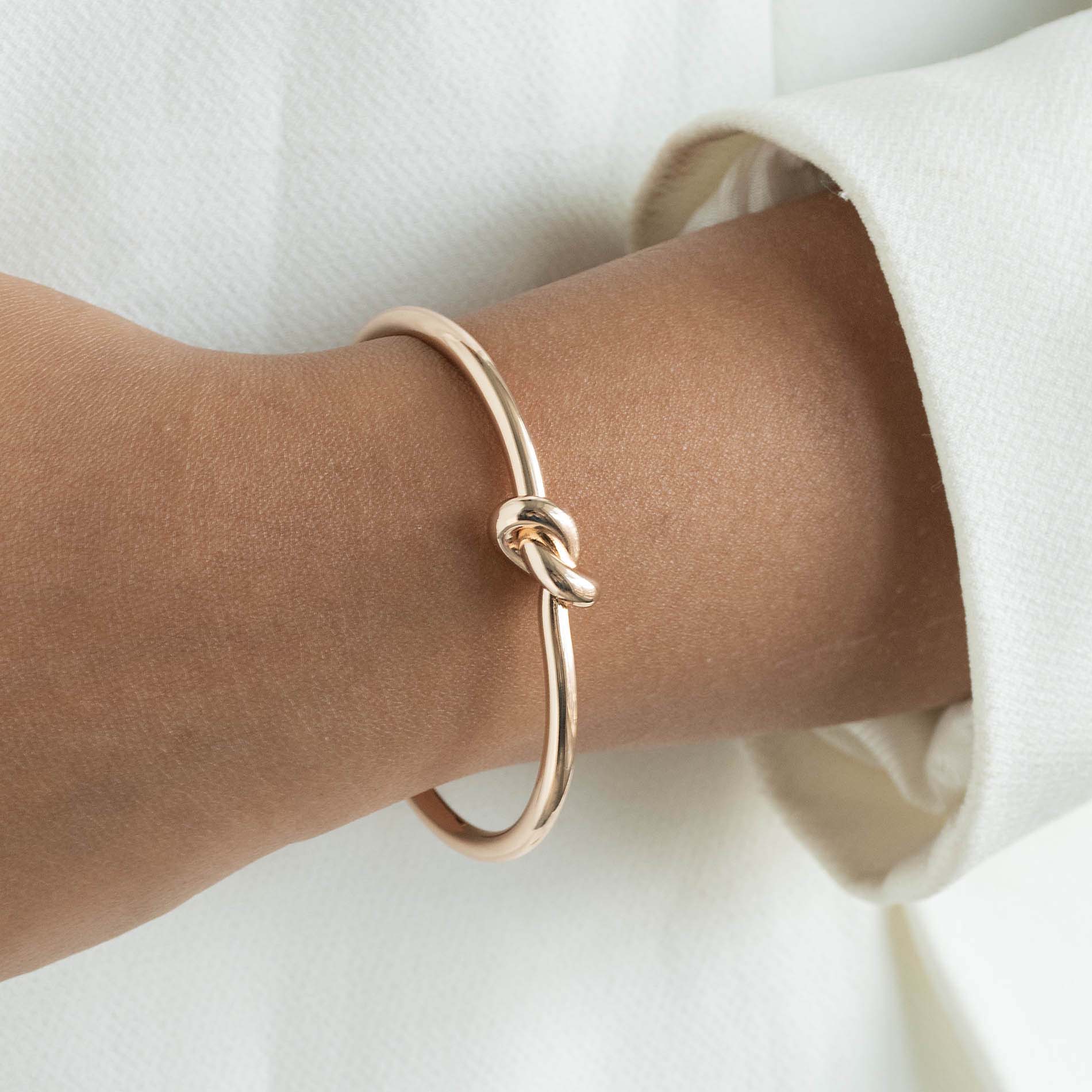 Knot Dainty Bangle