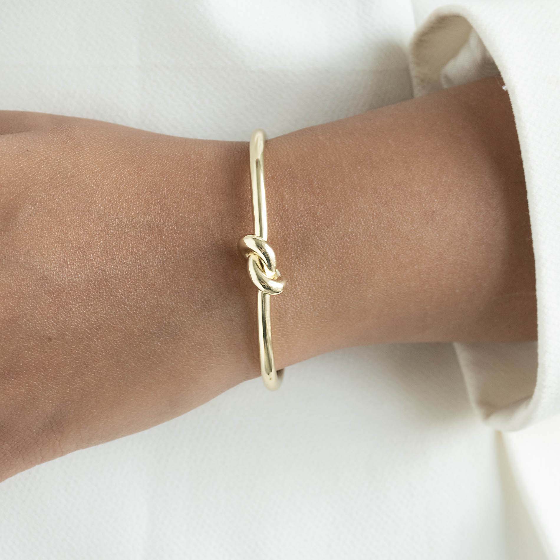 Knot Dainty Bangle