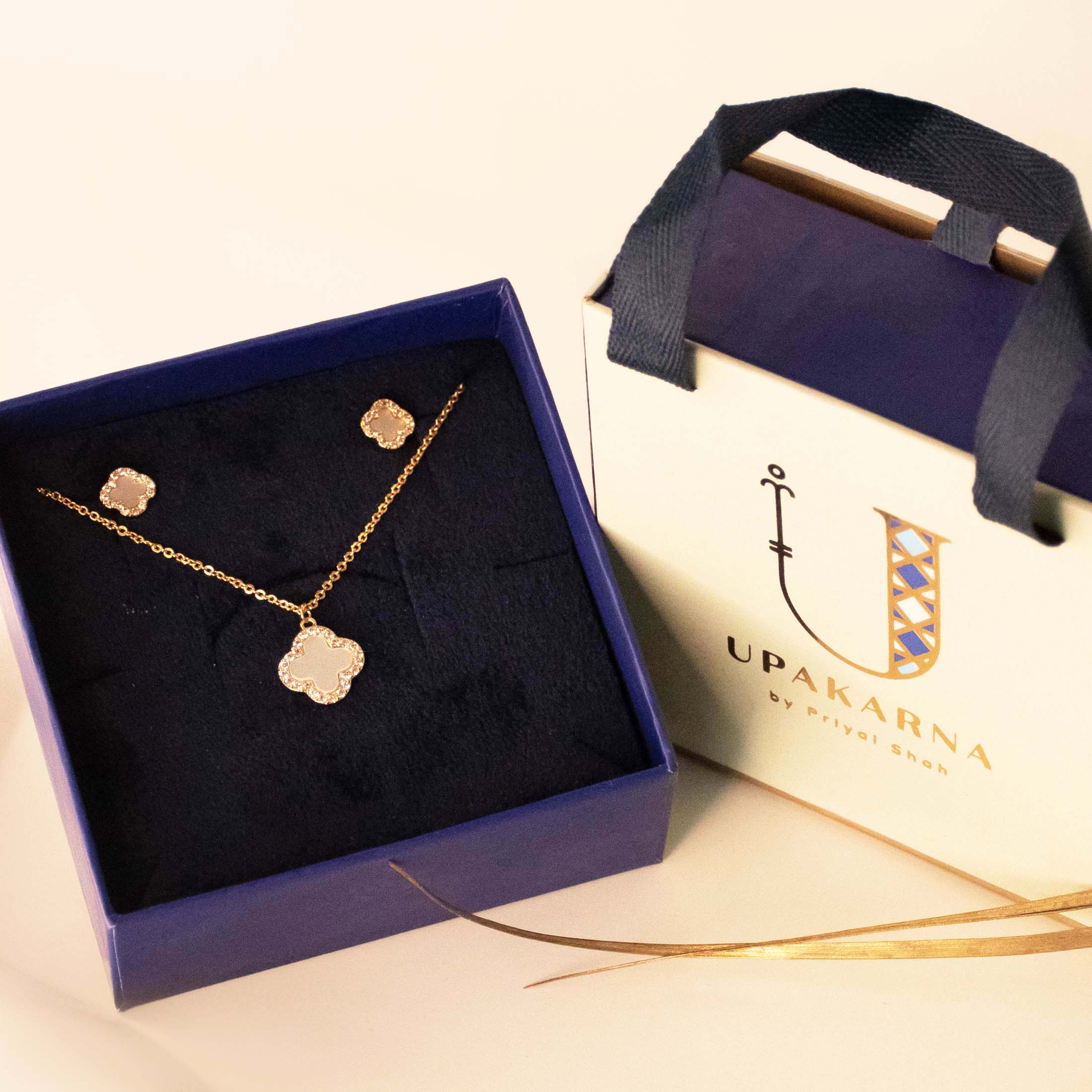 Mother Of Pearl Necklace Gift Set