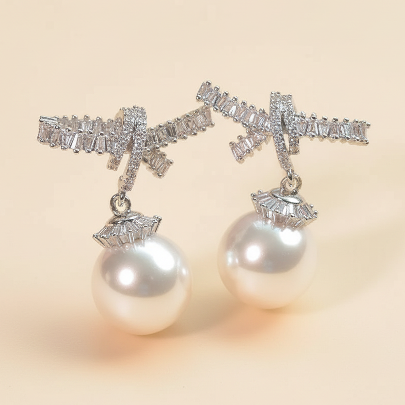 Knot Pearl Earrings