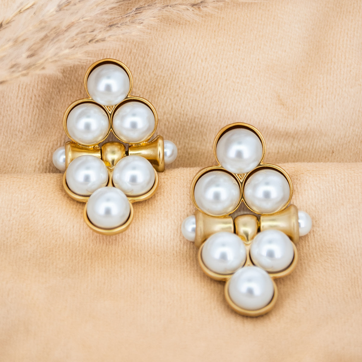 Embellished Pearls Earrings