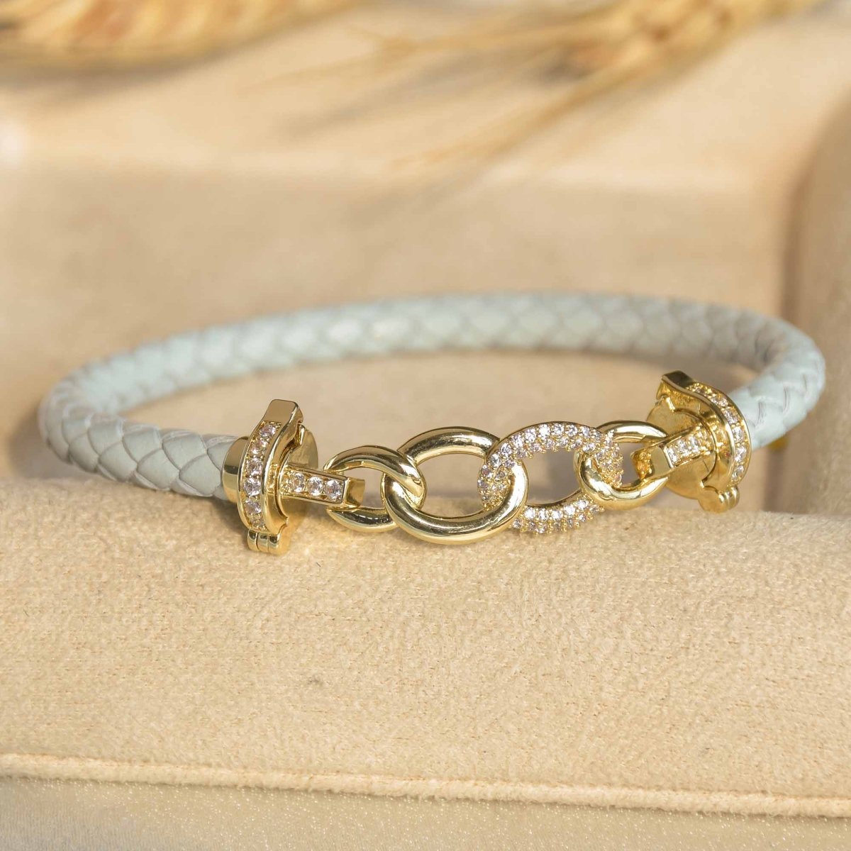 Braided Chain Bracelet - Upakarnaproduct_type