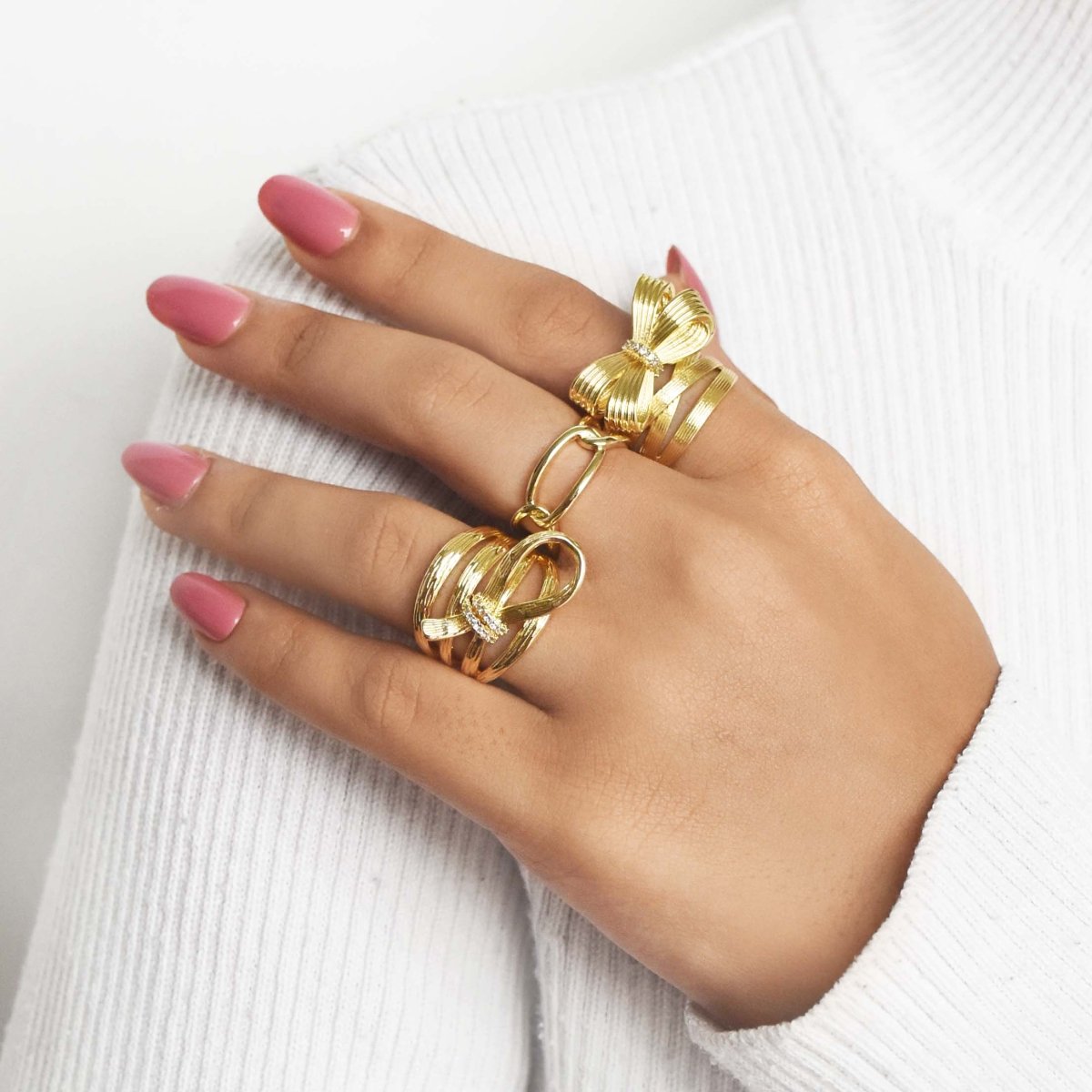 Chunky Bow Shaped Ring Stac - Upakarnaproduct_type