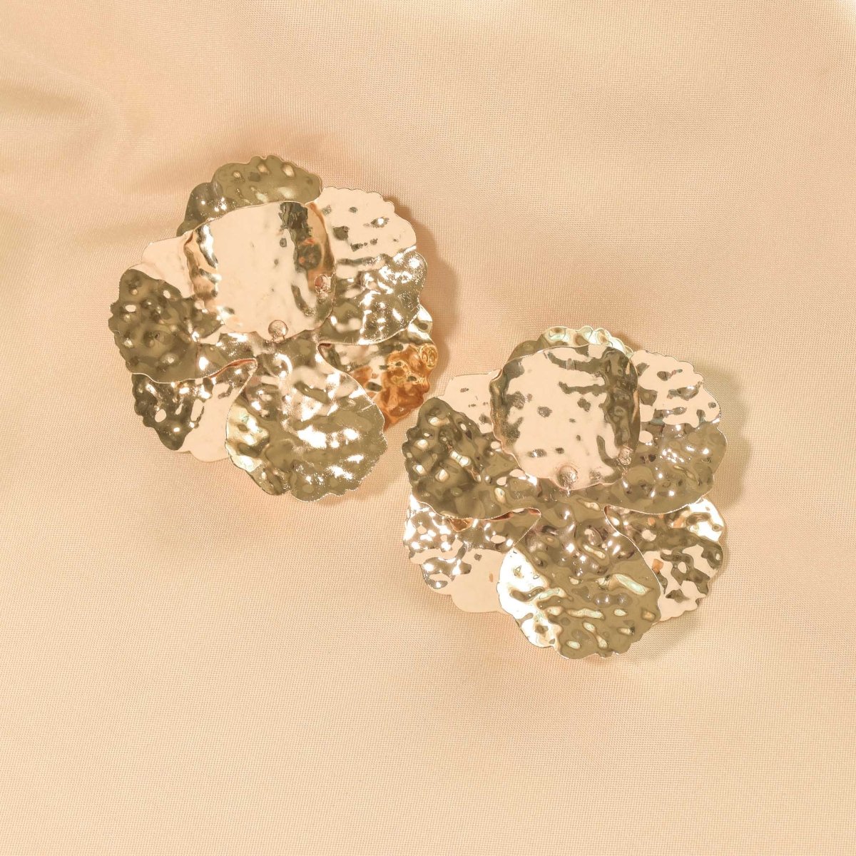 Classic Celestine Bloom Necklace set - Upakarnaproduct_type