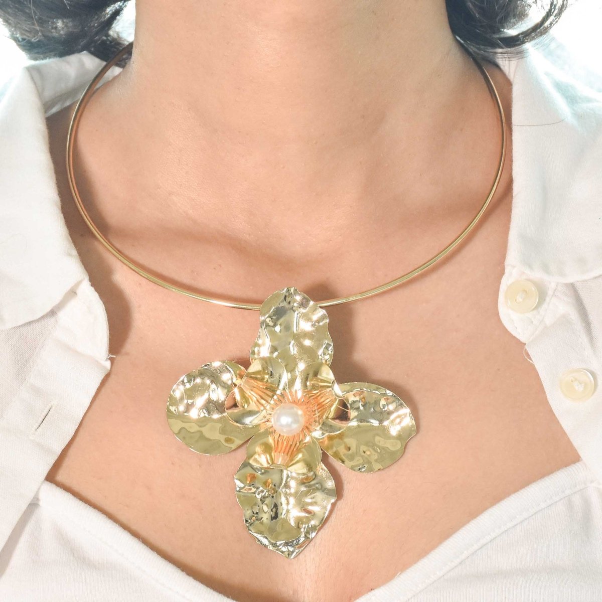 Classic Orchid Bloom Necklace Set - Upakarnaproduct_type