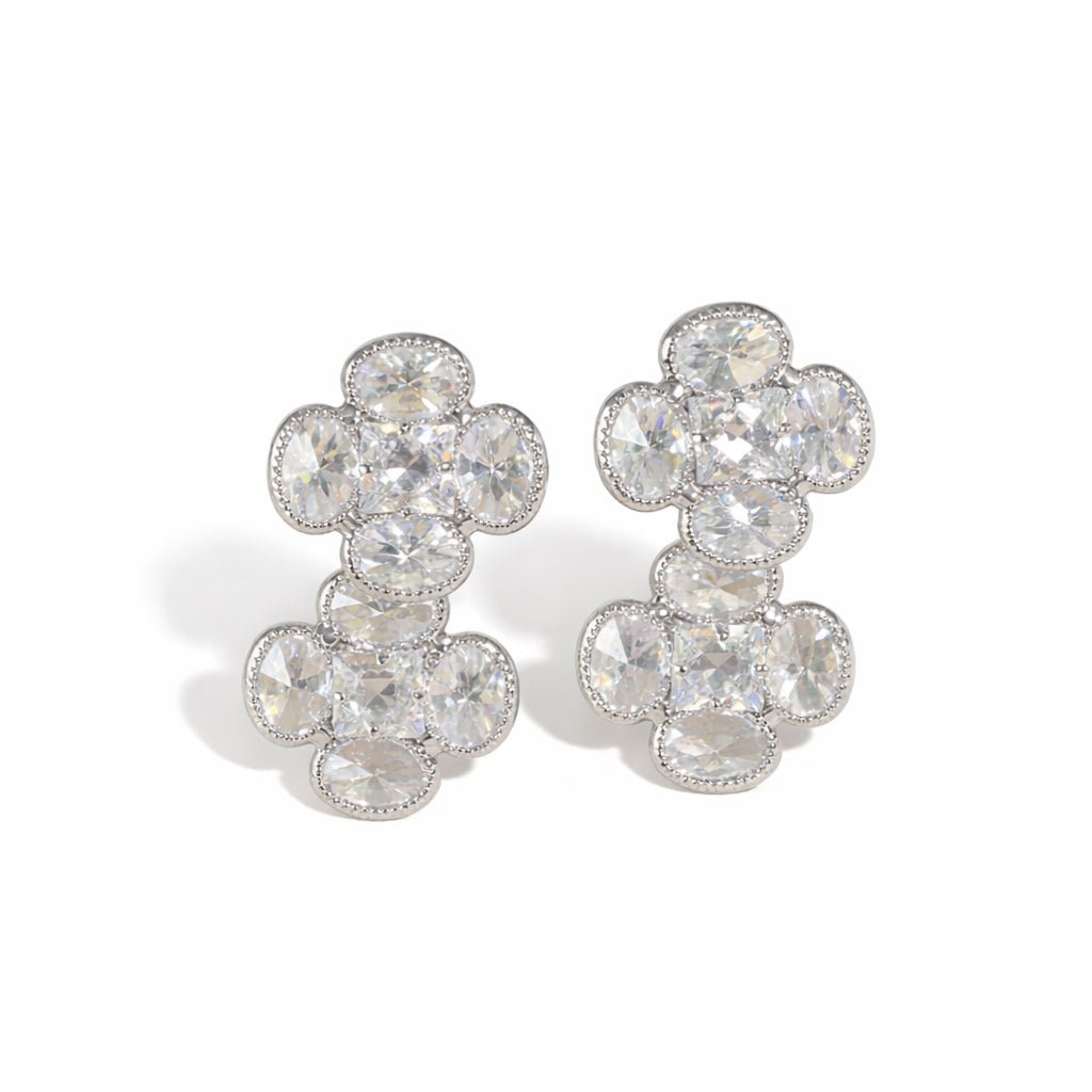 Clear Crystal Flower Earrings - Upakarnaproduct_type