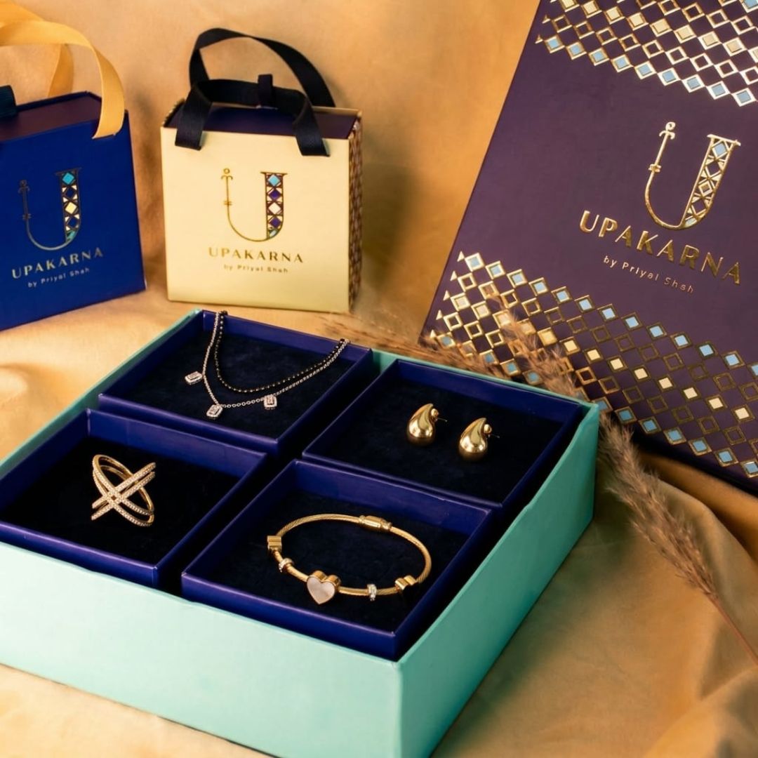 Golden Heart Gift Box