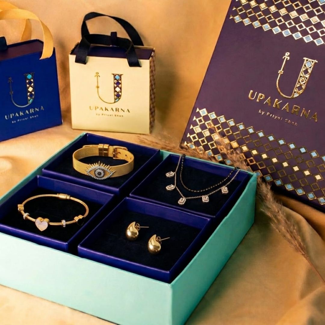 The Minimal Bride Gift Box