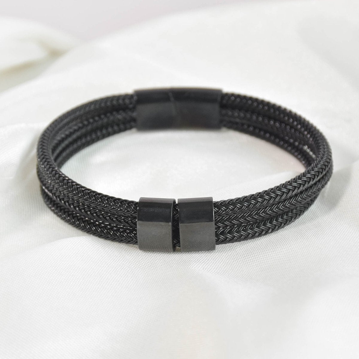 Cosmos Braided Men Bracelet - Upakarnaproduct_type