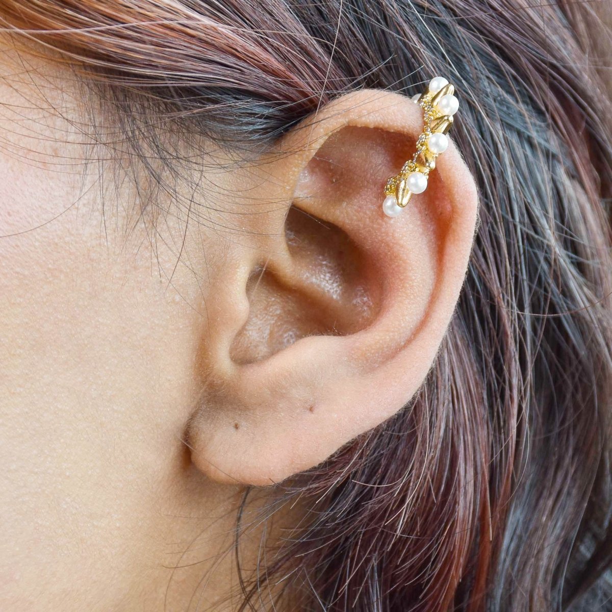 Crescent Pearl Ear Cuff - Upakarnaproduct_type