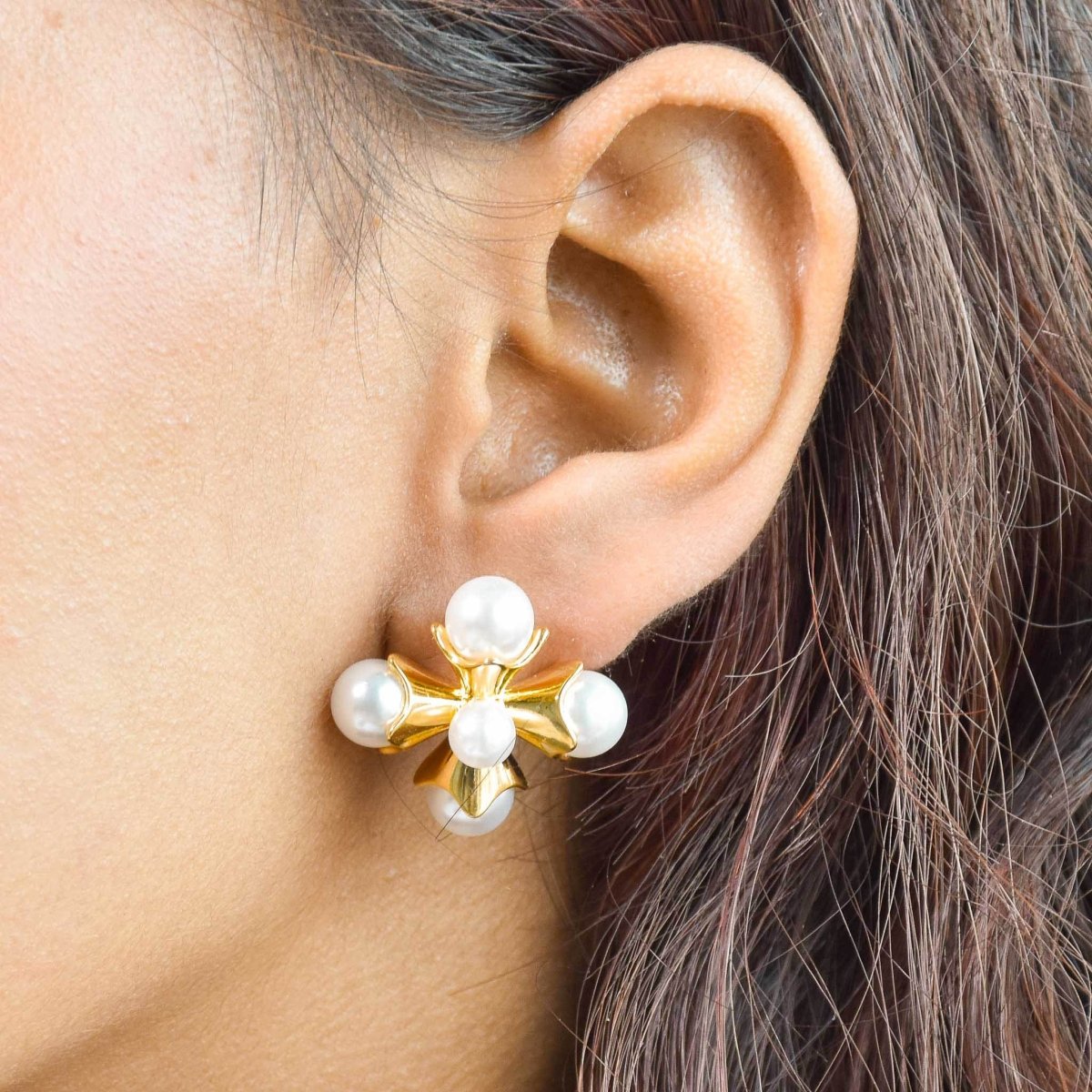 Cross Pearl Earrings - Upakarnaproduct_type