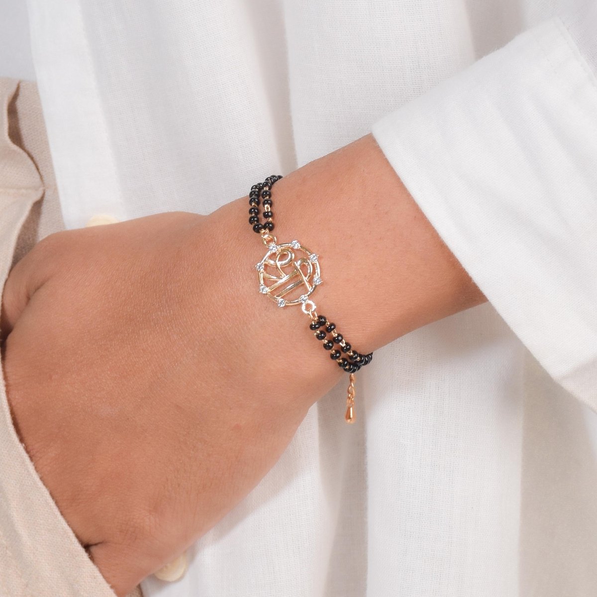 Dainty Shree Mangalsutra Bracelet - Upakarnaproduct_type