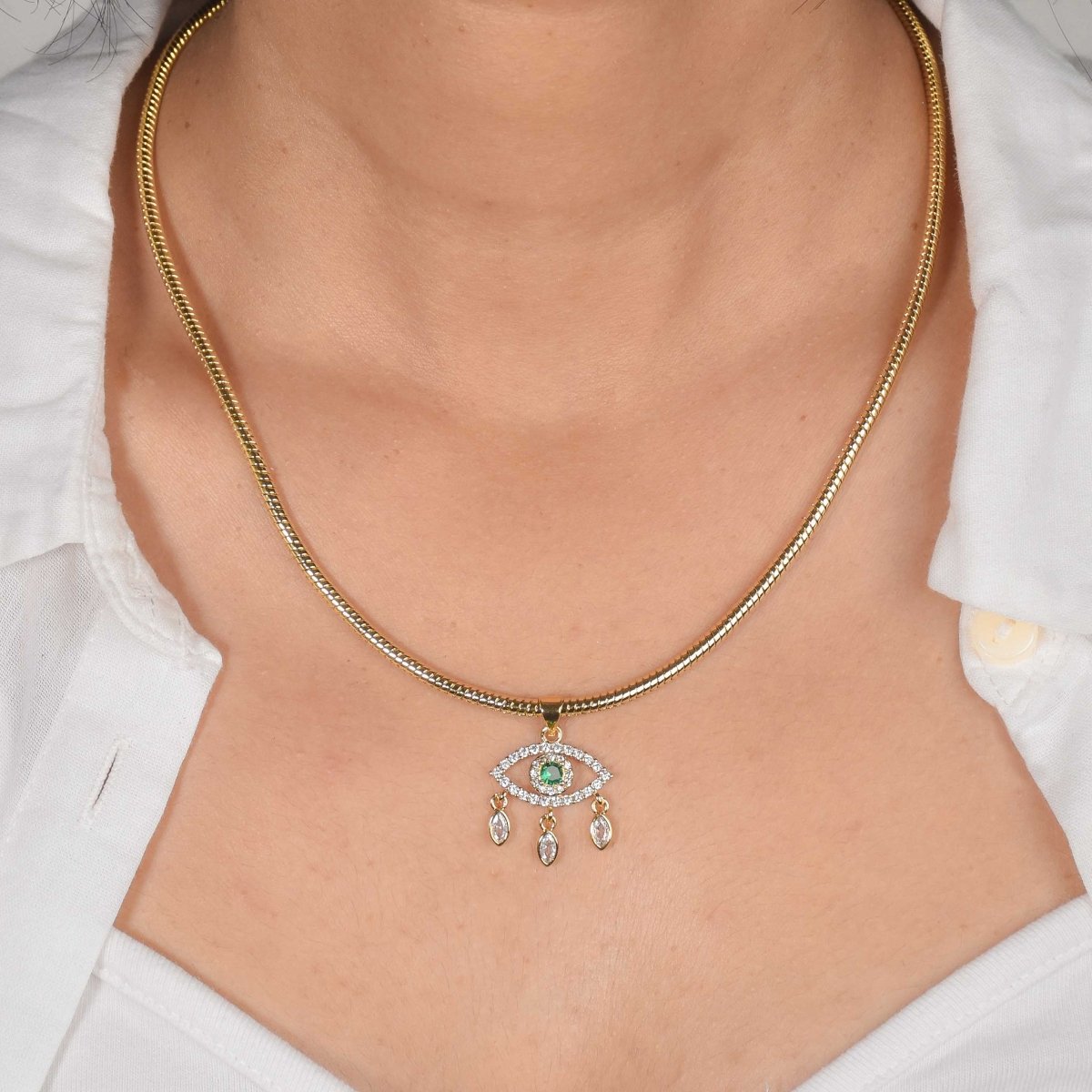 Dangling Charm Emerald Evil Eye Necklace - Upakarnaproduct_type