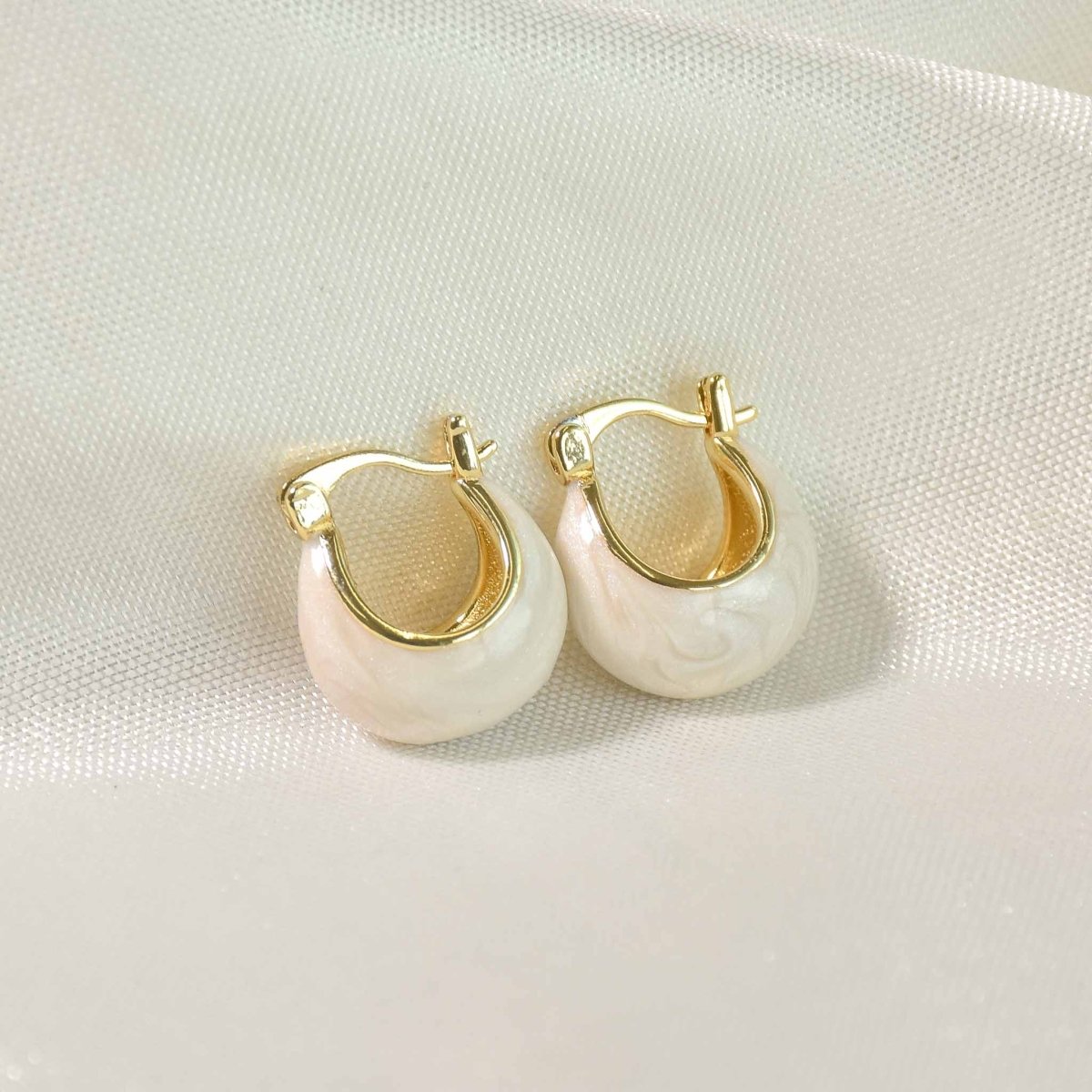 Dreamy Pastel Earring - Upakarnaproduct_type