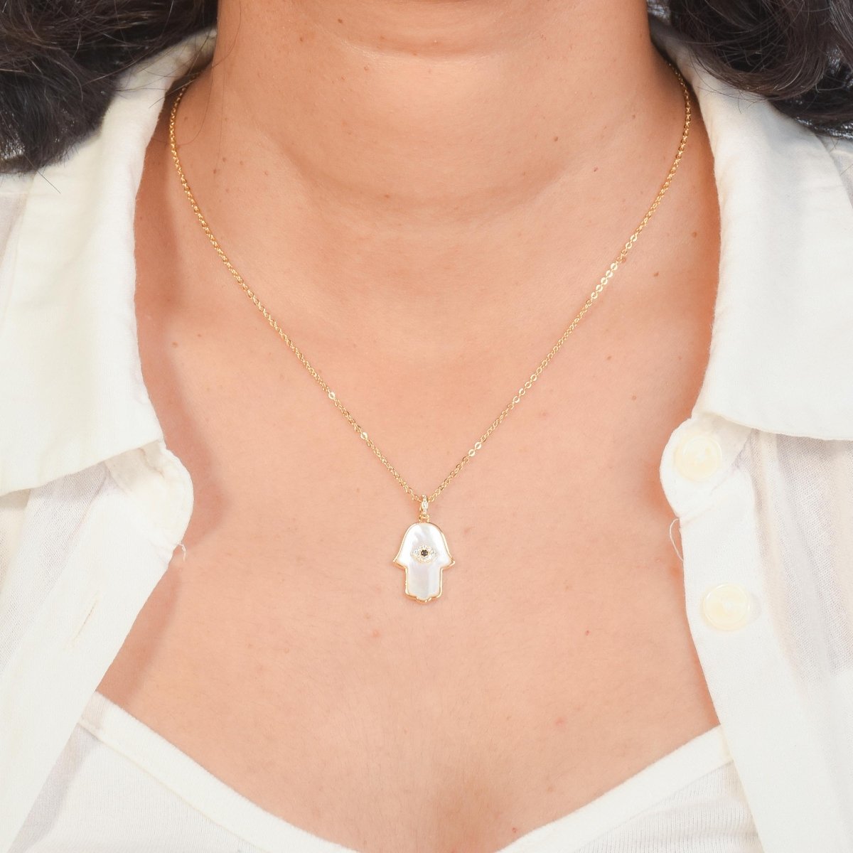 Enamel Hamsa Pendant Necklace - Upakarnaproduct_type