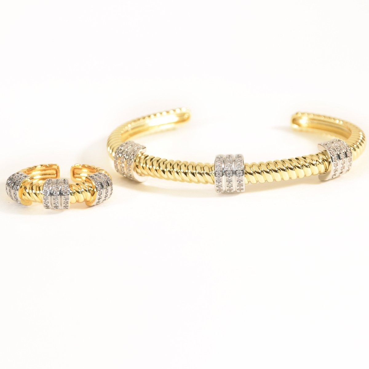 Gilded Twisted Bangle & Ring Set - Upakarnaproduct_type