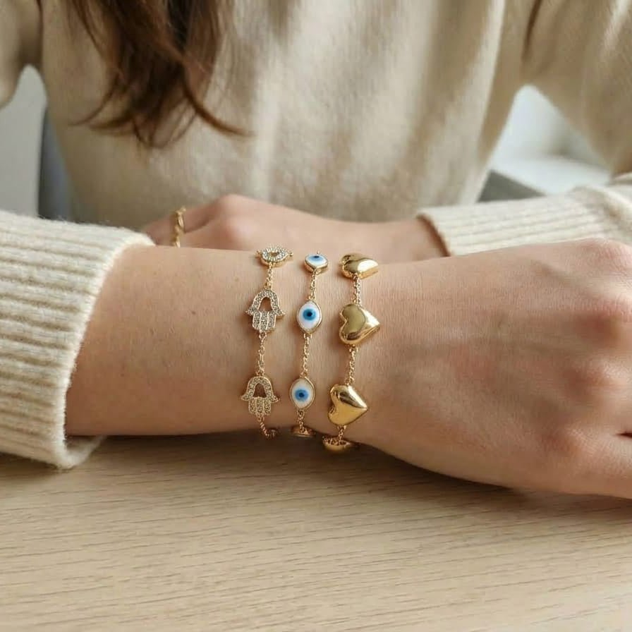 Heart Glow Bracelet Stack - Upakarnaproduct_type