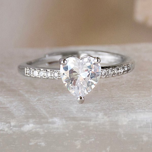 Heart Shaped Ring - Upakarnaproduct_type