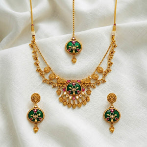 Imperial Emerald Necklace Sets