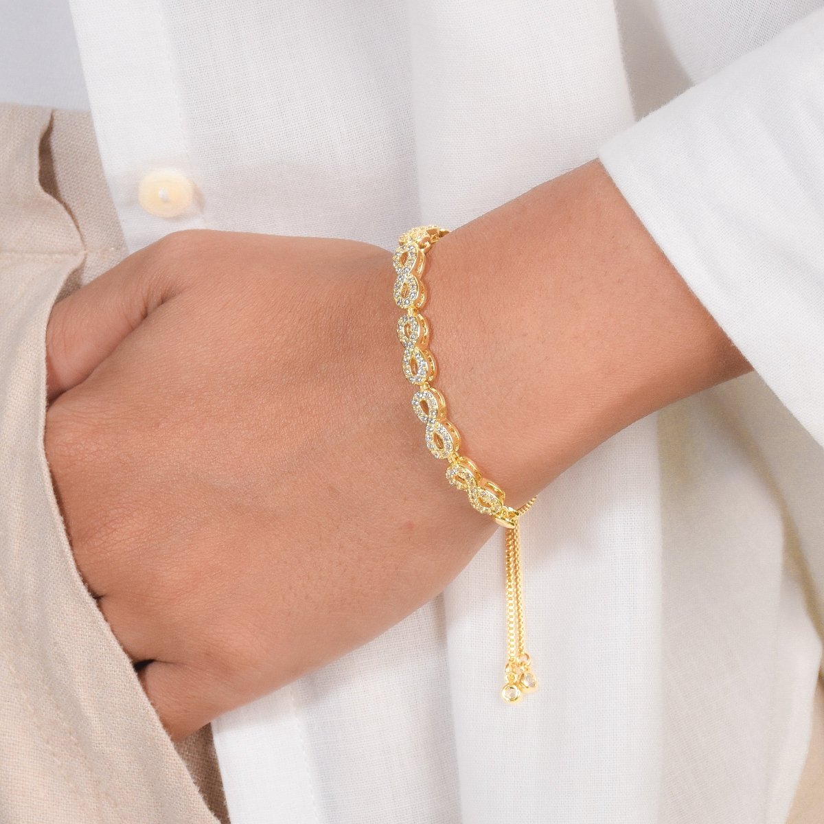 Infinity Diamond Tennis Bracelet - Upakarnaproduct_type