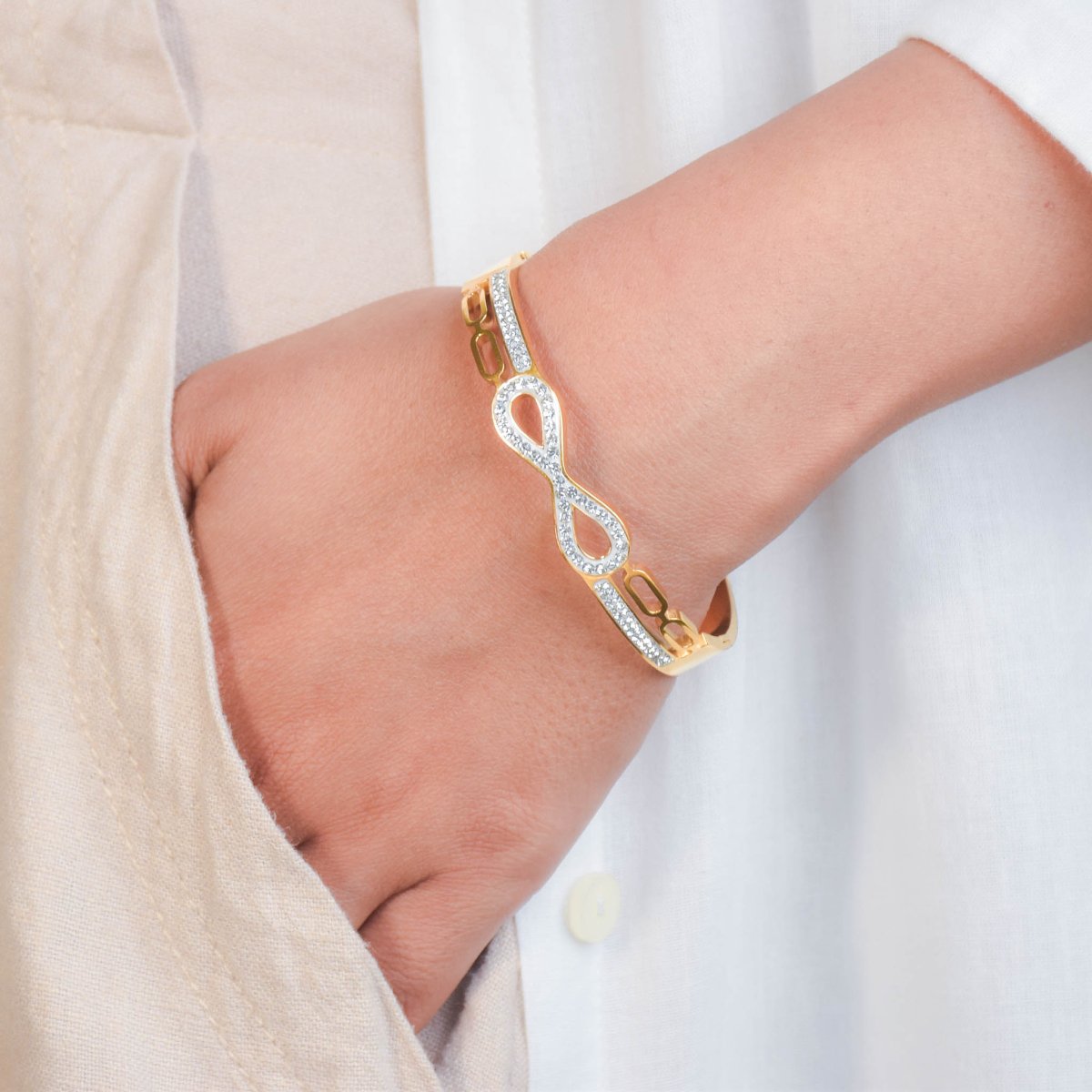 Infinity Sparkle Bangle - Upakarnaproduct_type
