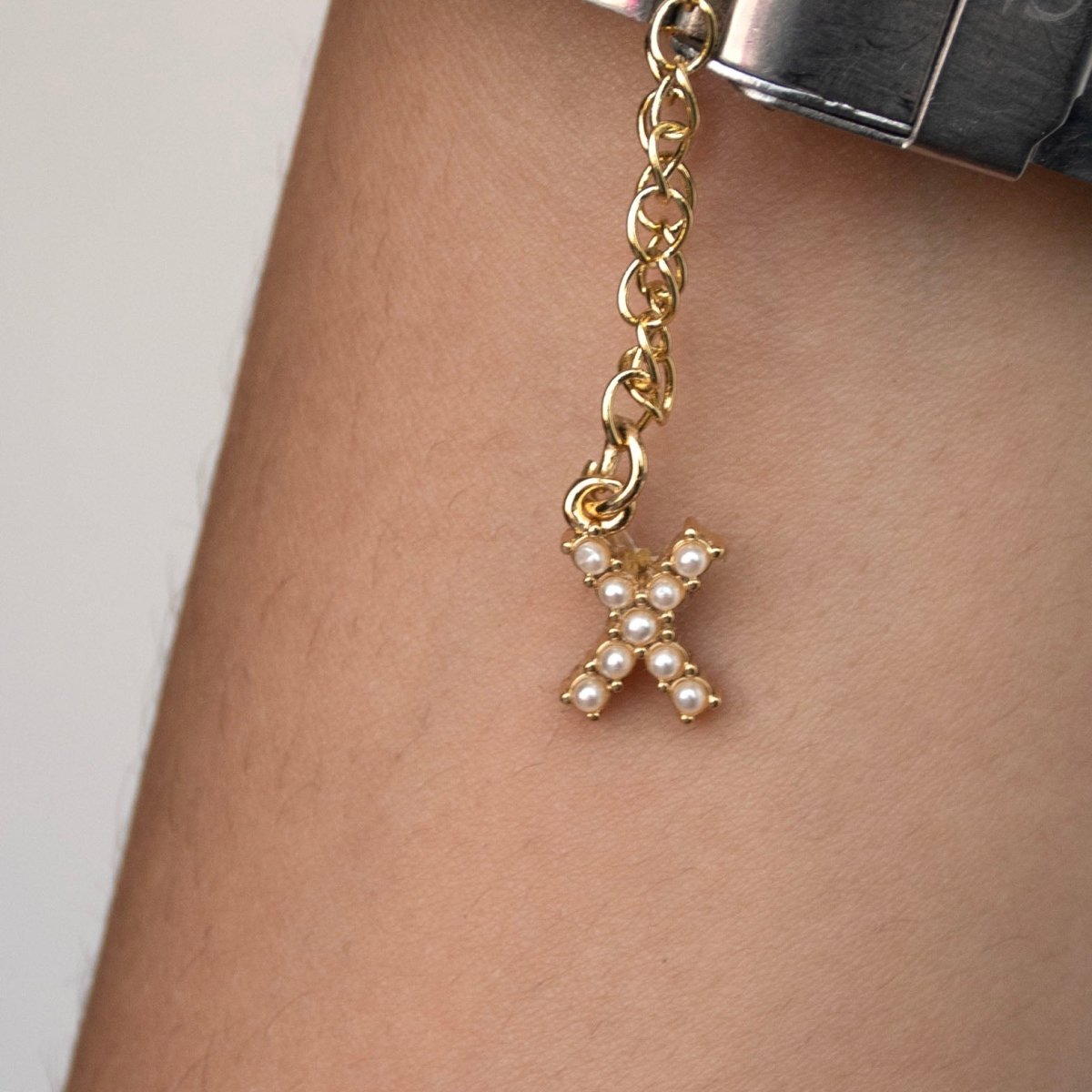Initial Pearl Watch Charm - Upakarnaproduct_type