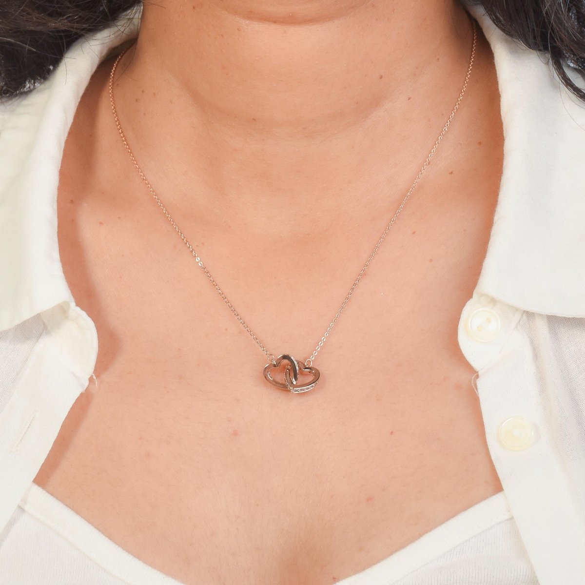Interlock Heart Necklace - Upakarnaproduct_type