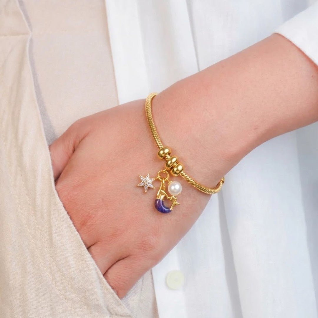Mermaid Dream Charm Bracelet - Upakarnaproduct_type