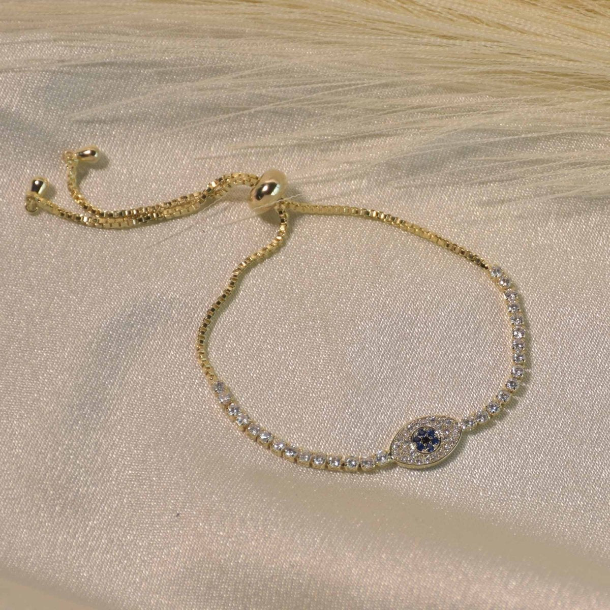 Minimal Evil Eye Bracelet - Upakarnaproduct_type
