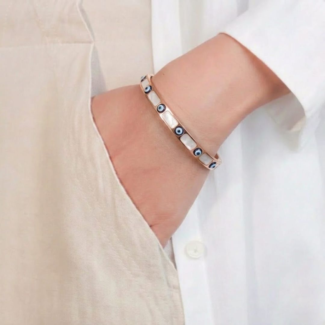 Mother of Pearl Evileye Bangle - Upakarnaproduct_type