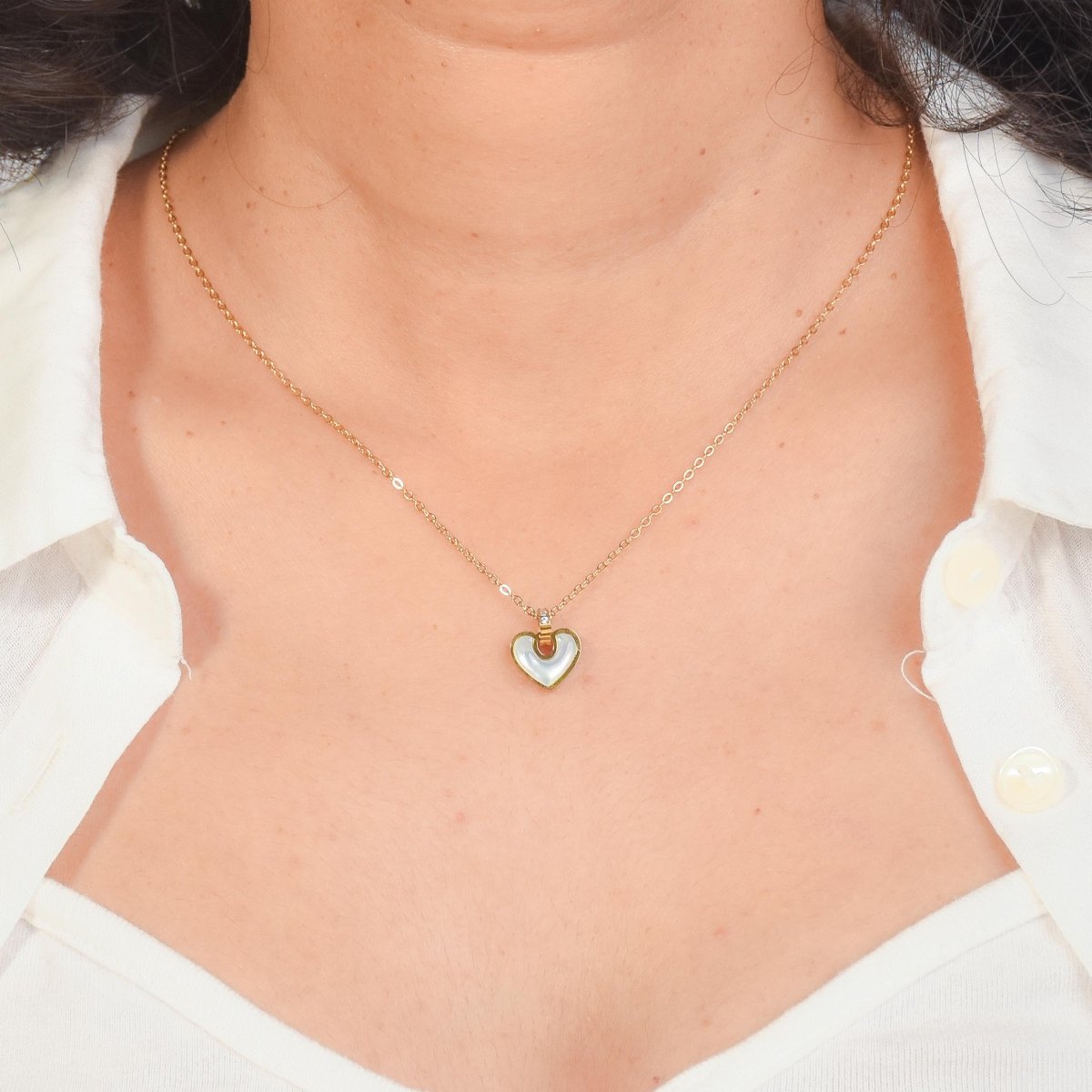 Mother Of Pearl Heart Necklace - Upakarnaproduct_type