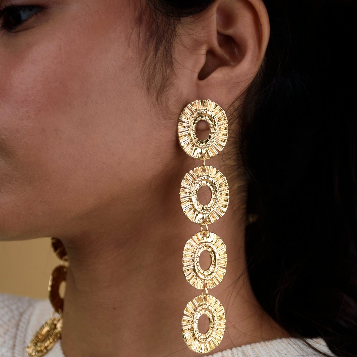 Multi - Oval Statement Earrings - Upakarnaproduct_type