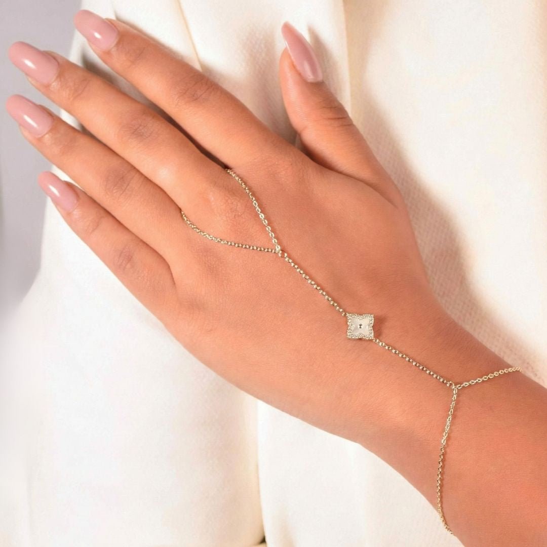 Mystical Clover Bracelet - Upakarnaproduct_type