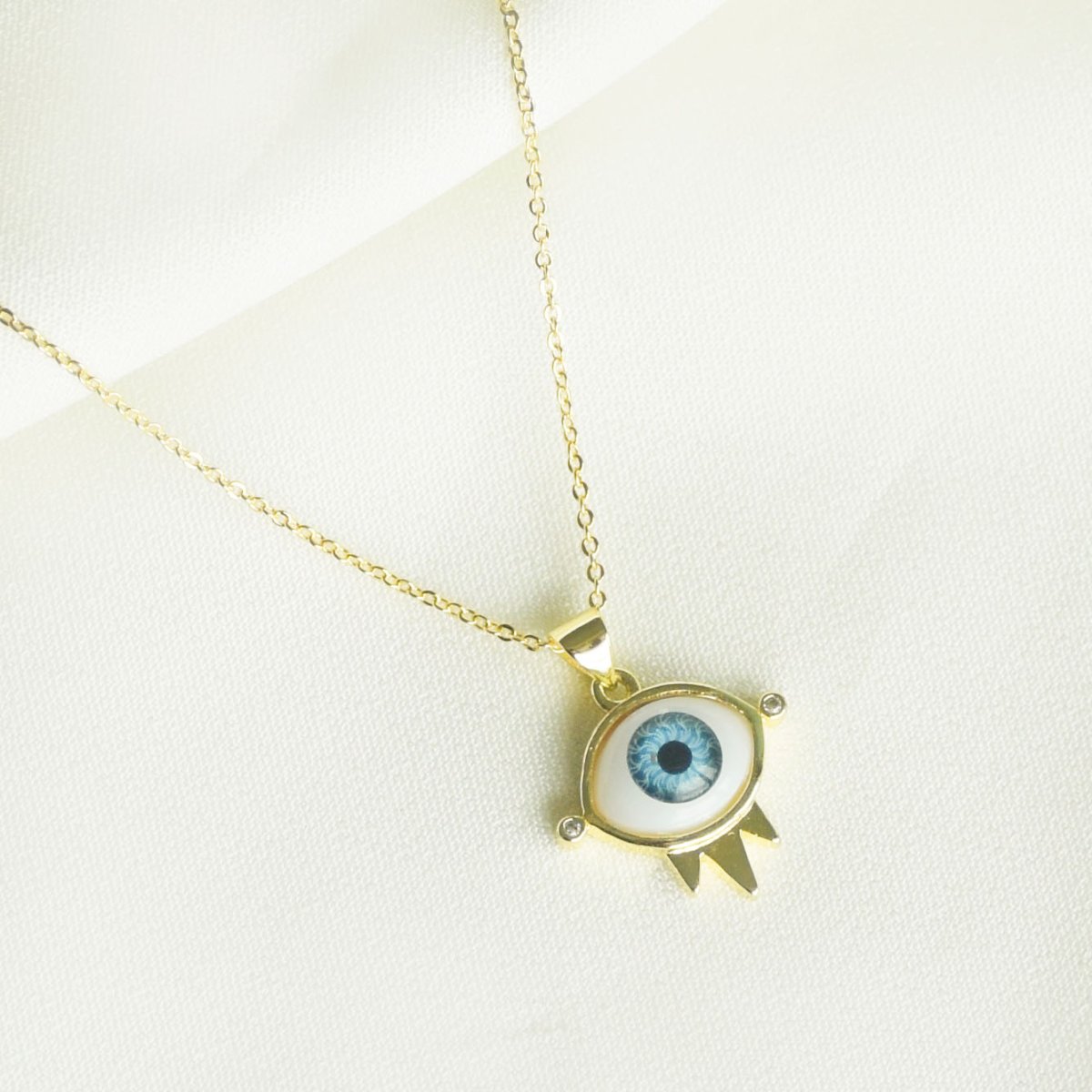 Original Evil Eye Crown Pendant - Upakarnaproduct_type