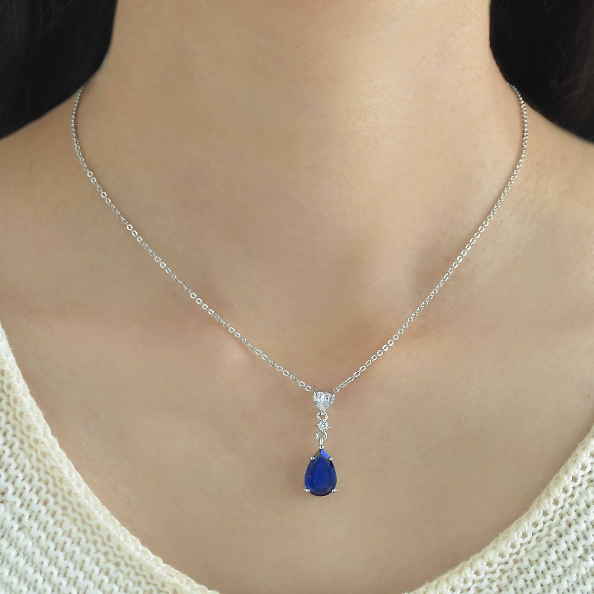 Pear Necklace Gift Set - Upakarnaproduct_type