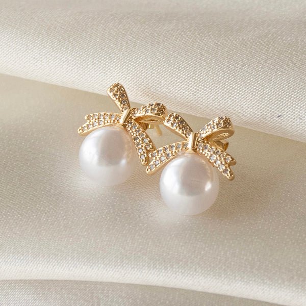 Pearl Bow Studs - Upakarnaproduct_type