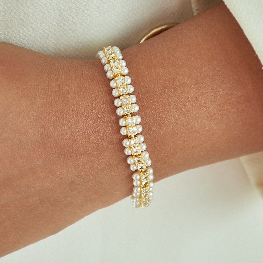 Pearl Diamond Tennis Bracelet - Upakarnaproduct_type