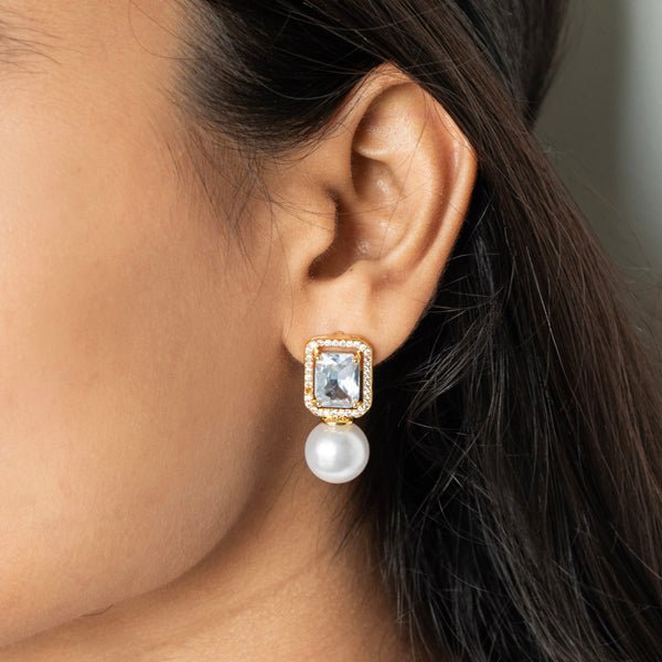 Rectangular Diamond Pearl Earrings - Upakarnaproduct_type