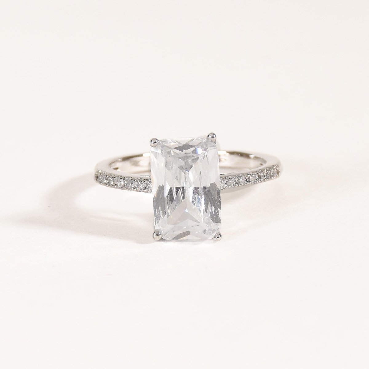 Rectangular Diamond Ring - Upakarnaproduct_type